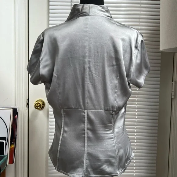 Silver Tie Front Fitted Blouse - Picture 15 of 15